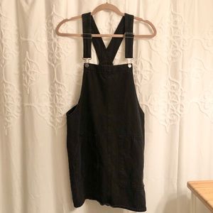 Overall dress